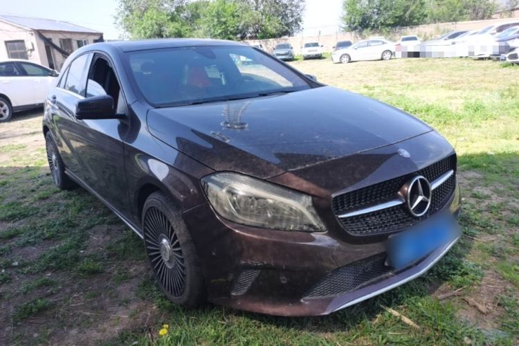 Used Mercedes-Benz A-Class 2017 A 200 Dynamic Edition Front Right 45 Deg