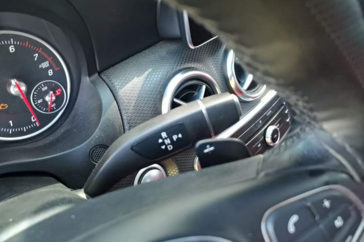Used Mercedes-Benz A-Class 2017 A 200 Dynamic Edition Gear Lever