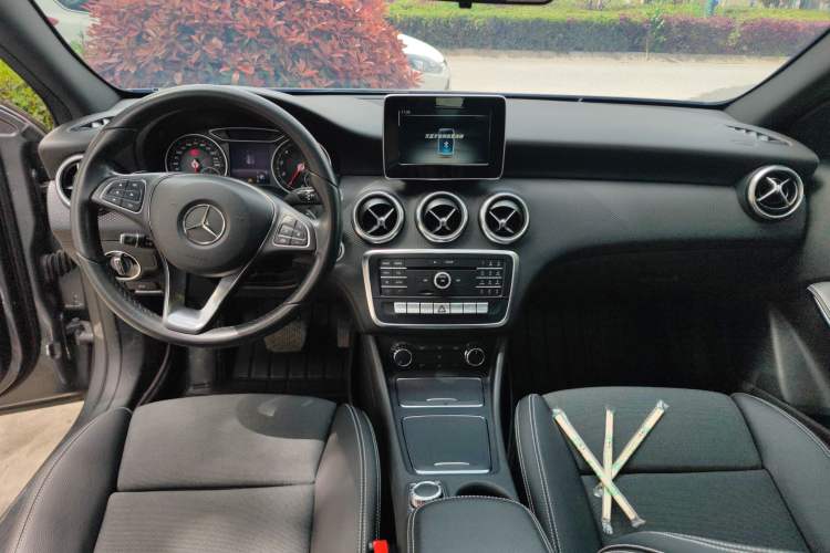 Used Mercedes-Benz A-Class 2017 Revised A 200 Dynamic Edition Center Console