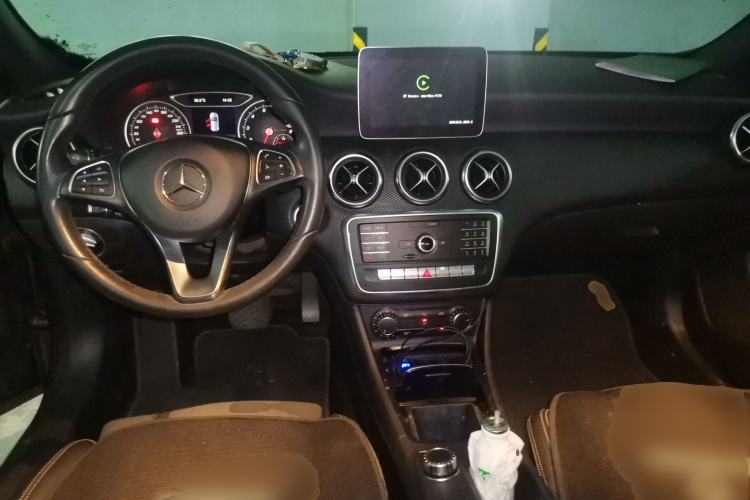 Used Mercedes-Benz A-Class 2017 A 200 Dynamic Edition Center Console
