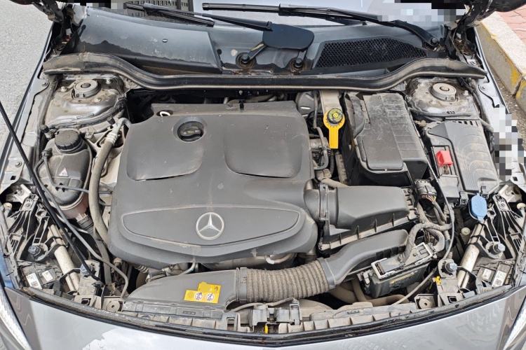 Used Mercedes-Benz A-Class 2017 Revised Version A 200 Fashion Edition Engine Bay