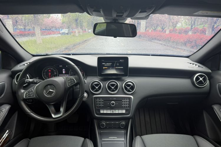 Used Mercedes-Benz A-Class 2017 Revised A 200 Dynamic Edition Exterior 1