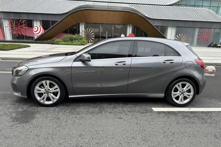 Used Mercedes-Benz A-Class 2017 Revised A 200 Dynamic Edition Exterior 3