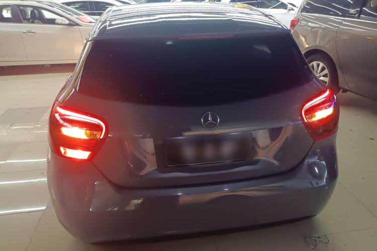 Used Mercedes-Benz A-Class 2017 A 180 Exterior 4