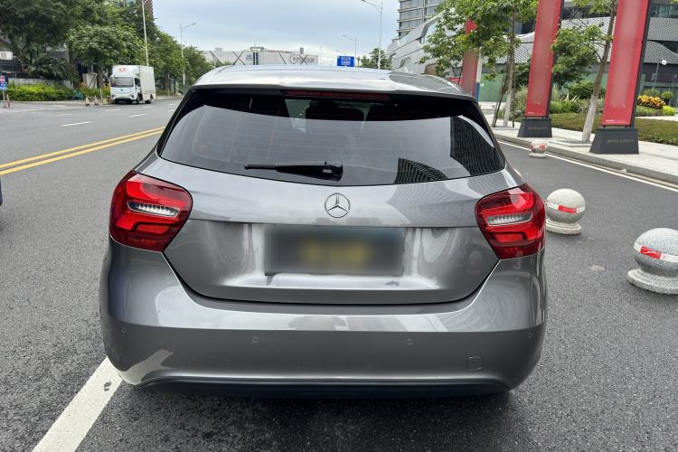 Used Mercedes-Benz A-Class 2017 Revised A 200 Dynamic Edition Exterior 4