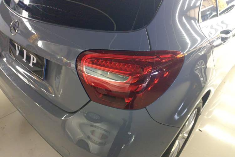Used Mercedes-Benz A-Class 2017 A 180 Exterior 6