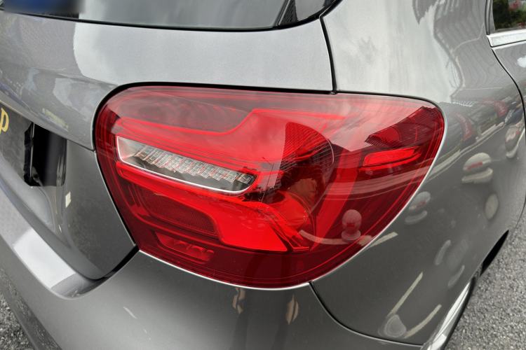 Used Mercedes-Benz A-Class 2017 Revised A 200 Dynamic Edition Exterior 6