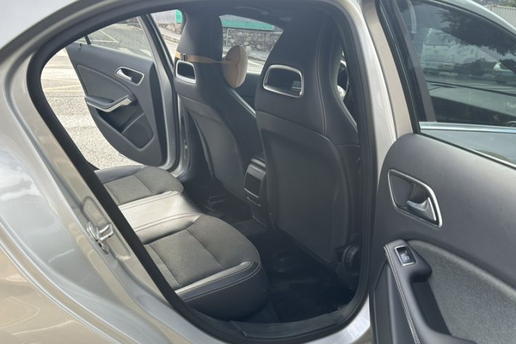 Used Mercedes-Benz A-Class 2017 A 200 Dynamic Edition Exterior 6