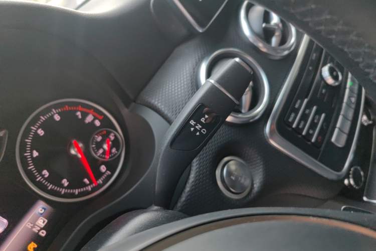 Used Mercedes-Benz A-Class 2017 Revised A 200 Dynamic Edition Gear Lever