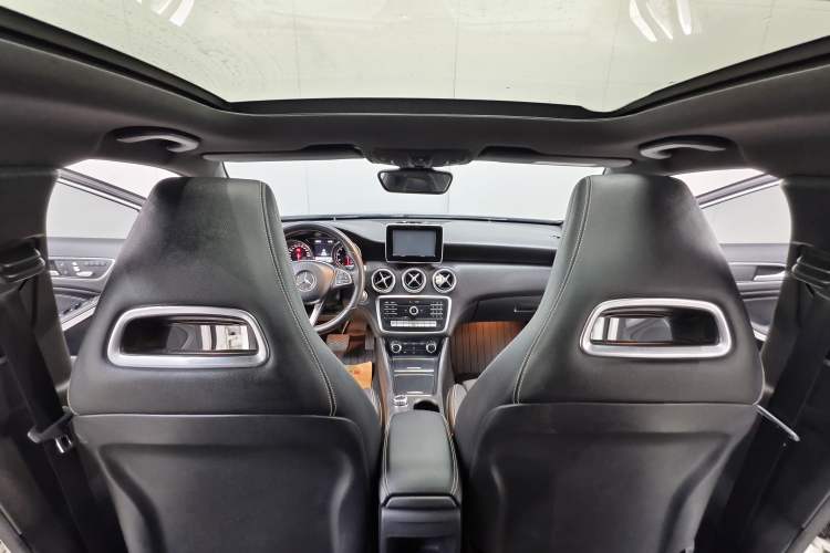Used Mercedes-Benz A-Class 2017 A 200 Fashion Model Interior 2
