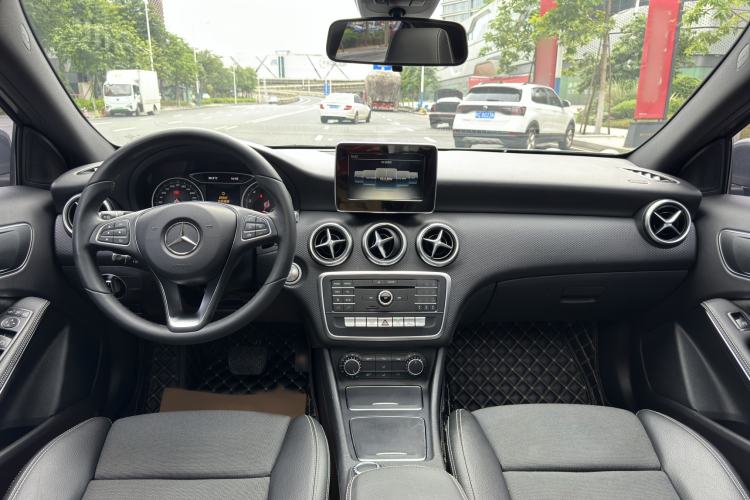 Used Mercedes-Benz A-Class 2017 Revised A 200 Dynamic Edition Interior 2