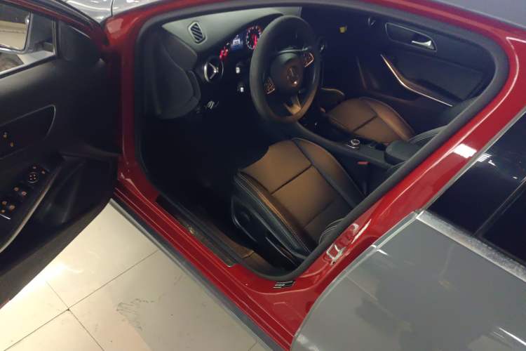 Used Mercedes-Benz A-Class 2017 A 180 Interior 3