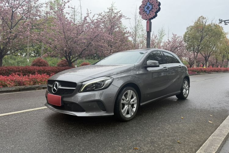 Used Mercedes-Benz A-Class 2017 Revised A 200 Dynamic Edition Guazi used car, China used car export, Used car for sale, Used  cars, Cheapest cars for sale
