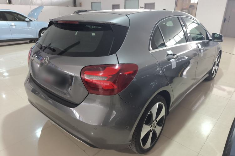 Used Mercedes-Benz A-Class 2017 Revised Version A 200 Fashion Edition Rear Right 45 Deg