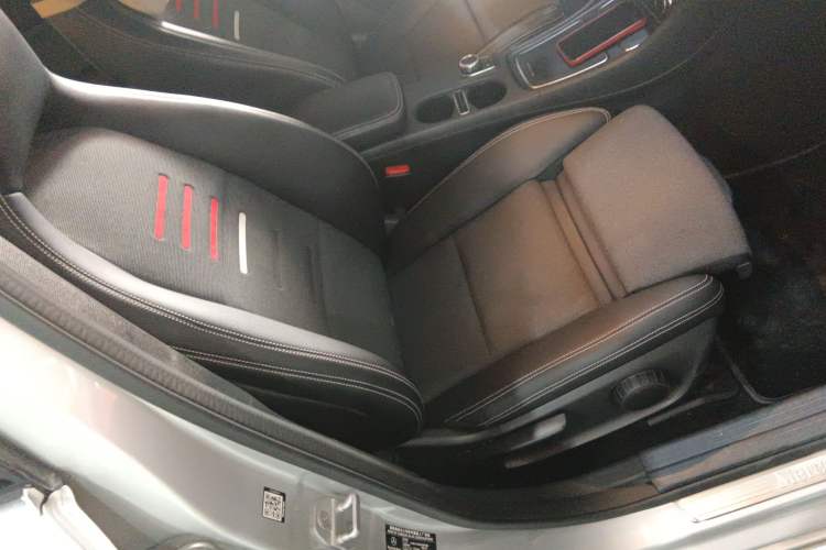 Used Mercedes-Benz A-Class 2017 A 200 Dynamic Edition Right Front Seat