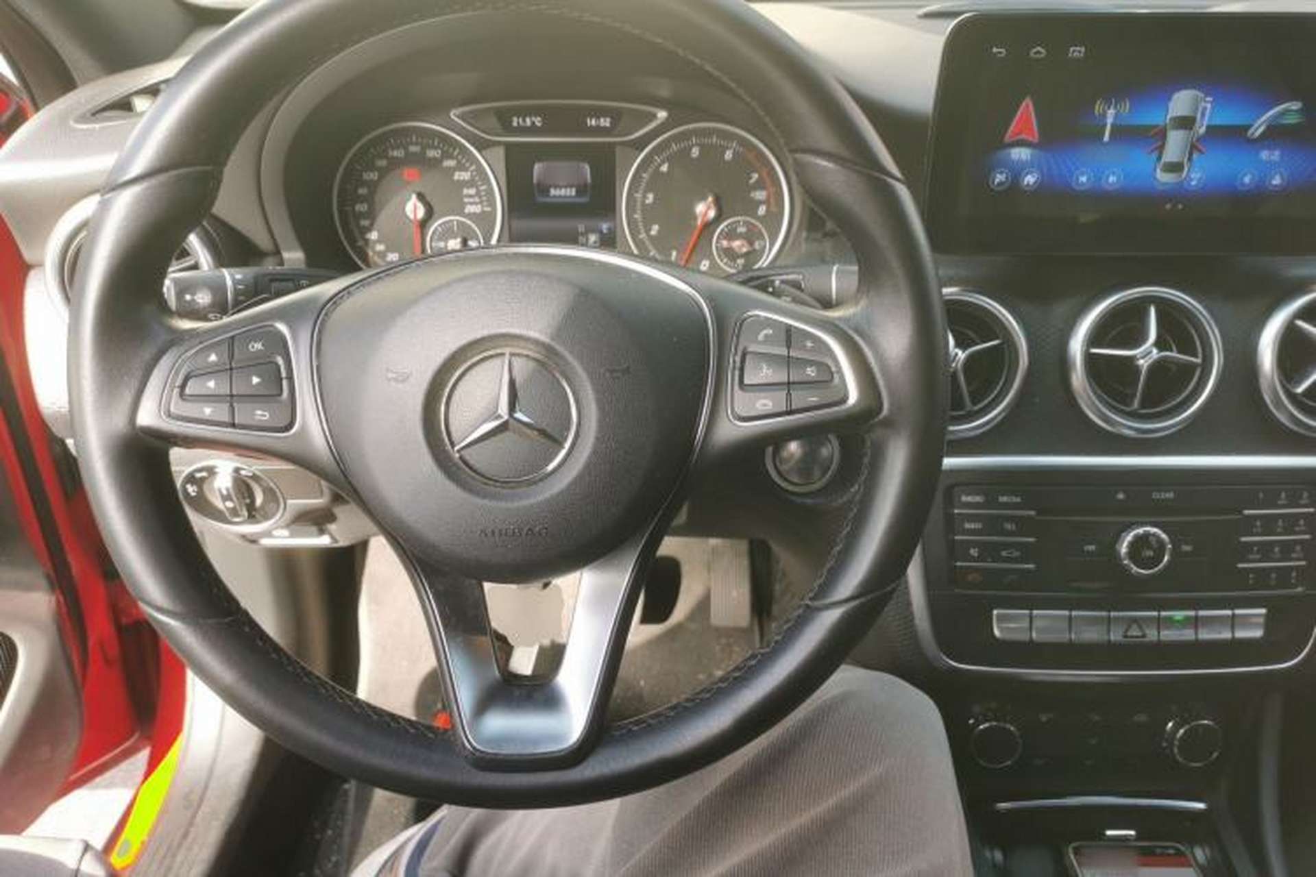 Used Mercedes-Benz A-Class 2017 A 200 Dynamic Edition Steering Wheel