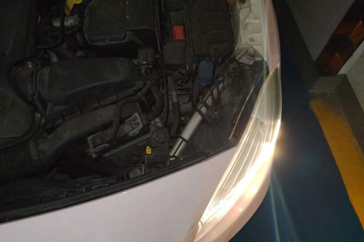 Used Mercedes-Benz A-Class 2017 A 180 Engine Bay Left