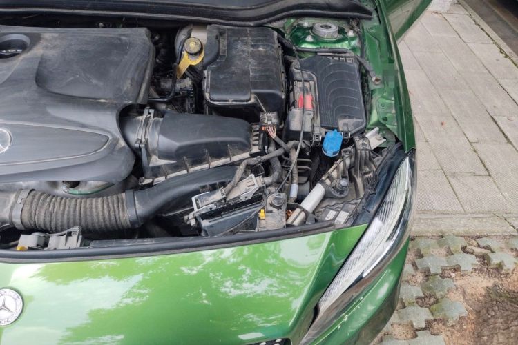 Used Mercedes-Benz A-Class 2017 A 200 Dynamic Edition Engine Bay Left