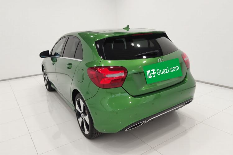 Used Mercedes-Benz A-Class 2017 A 200 Fashion Model Exterior 3