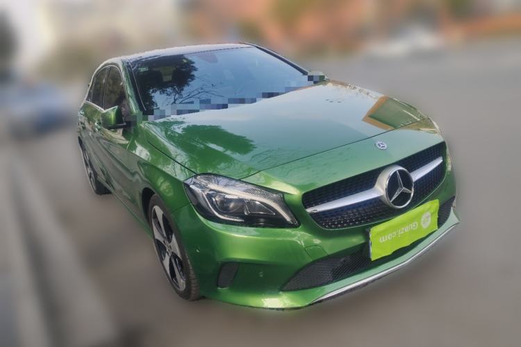 Used Mercedes-Benz A-Class 2017 A 200 Fashion Model Front Right 45 Deg