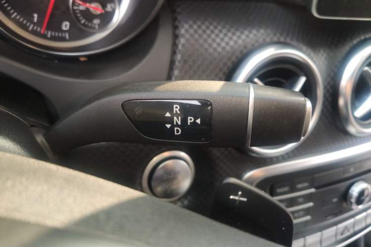 Used Mercedes-Benz A-Class 2017 A 200 Fashion Model Gear Lever
