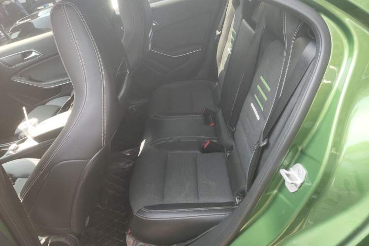 Used Mercedes-Benz A-Class 2017 Revised A 200 Dynamic Edition Interior 4