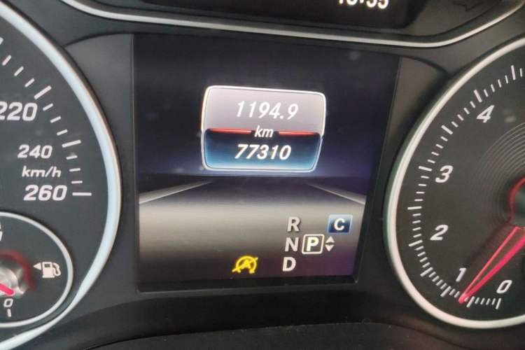 Used Mercedes-Benz A-Class 2017 A 200 Dynamic Edition Odometer Close Up