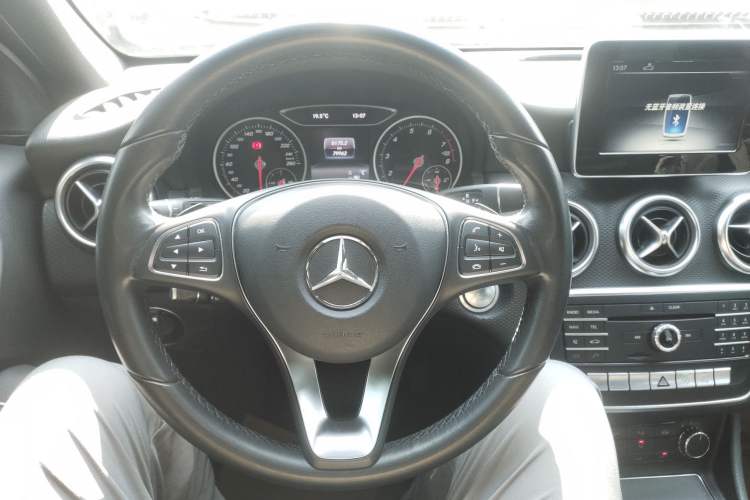 Used Mercedes-Benz A-Class 2017 Revised A 200 Dynamic Edition Steering Wheel