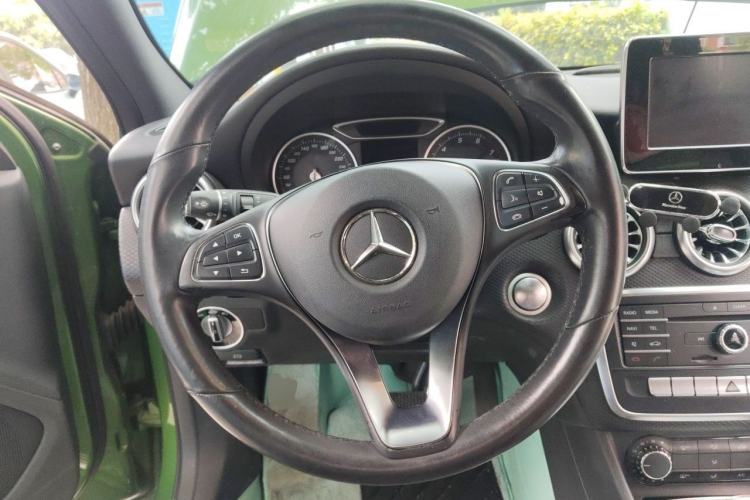 Used Mercedes-Benz A-Class 2017 A 200 Dynamic Edition Steering Wheel