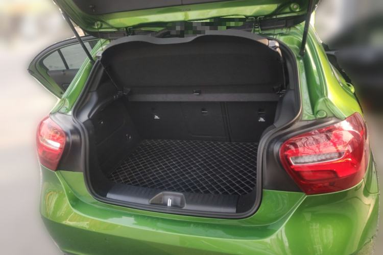 Used Mercedes-Benz A-Class 2017 A 200 Fashion Model Trunk