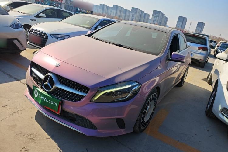 Used Mercedes-Benz A-Class 2017 Revised Version A 200 Fashion Edition Left Side