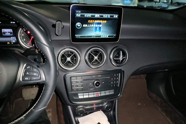 Used Mercedes-Benz A-Class 2017 A 200 Fashion Model Audio And AC Panel