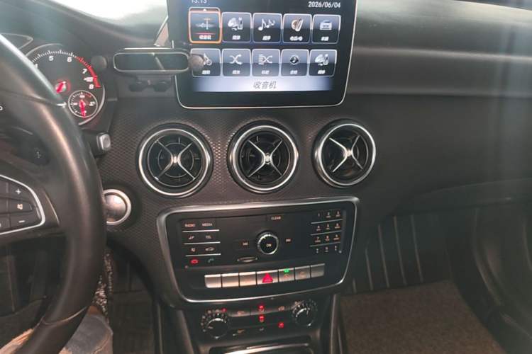 Used Mercedes-Benz A-Class 2017 Revised A 200 Dynamic Edition Audio And AC Panel