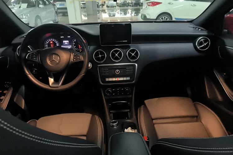 Used Mercedes-Benz A-Class 2017 Revised A 200 Dynamic Edition Center Console