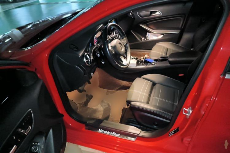Used Mercedes-Benz A-Class 2017 A 200 Fashion Model Driver Seat