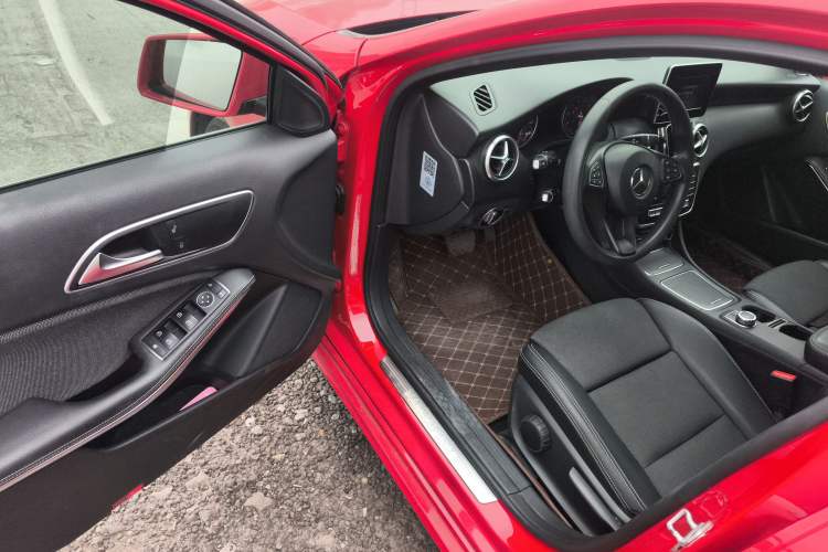Used Mercedes-Benz A-Class 2017 A 180 Driver Seat