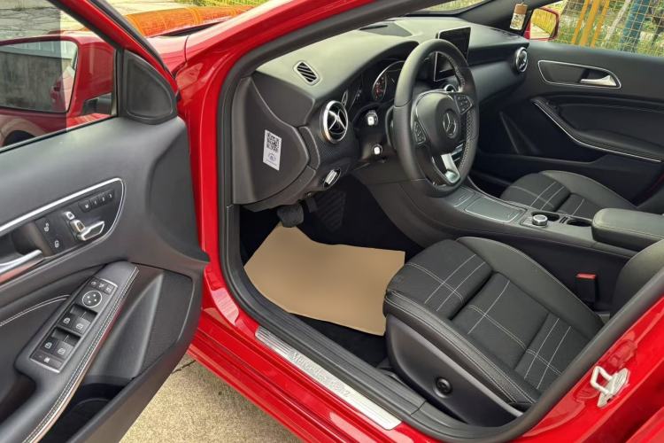 Used Mercedes-Benz A-Class 2017 A 200 Fashion Model Driver Seat