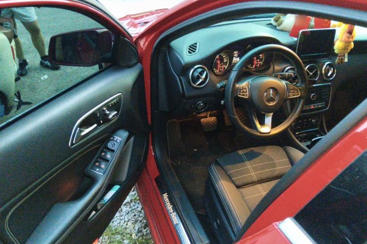 Used Mercedes-Benz A-Class 2017 A 200 Fashion Model Driver Seat