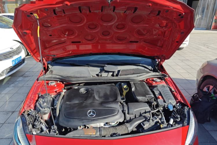 Used Mercedes-Benz A-Class 2017 A 200 Fashion Model Engine Bay