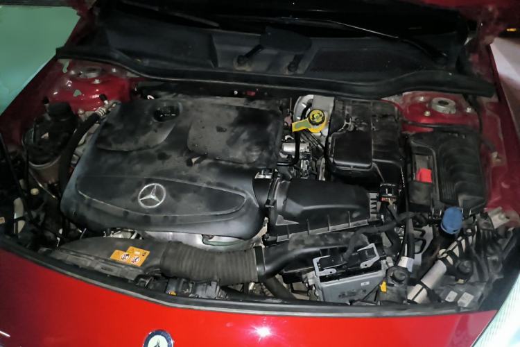 Used Mercedes-Benz A-Class 2017 A 200 Fashion Model Engine Bay