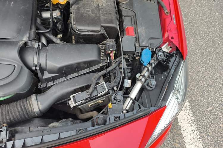 Used Mercedes-Benz A-Class 2017 A 180 Engine Bay Left