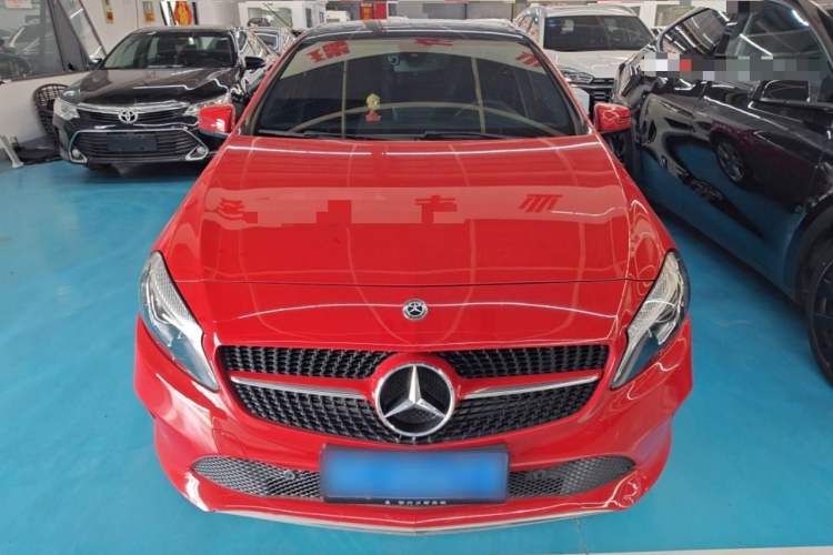 Used Mercedes-Benz A-Class 2017 Revised A 200 Dynamic Edition Exterior 1