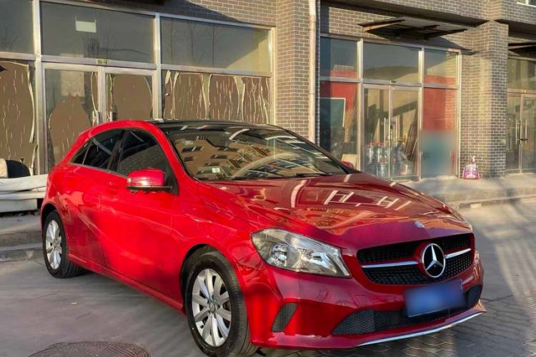 Used Mercedes-Benz A-Class 2017 A 180 Exterior 2