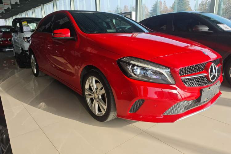 Used Mercedes-Benz A-Class 2017 A 200 Dynamic Edition Exterior 2