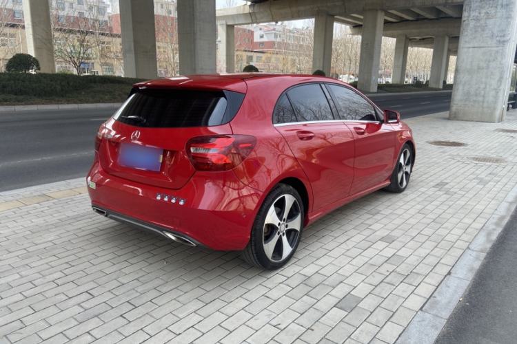 Used Mercedes-Benz A-Class 2017 A 200 Fashion Model Exterior 3