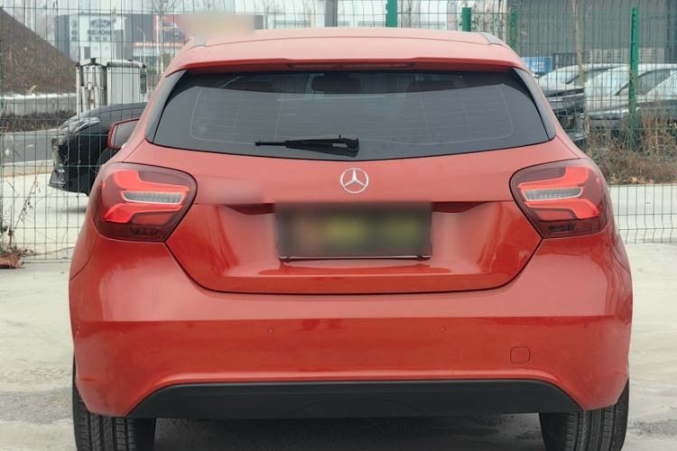 Used Mercedes-Benz A-Class 2017 A 200 Dynamic Edition Exterior 4