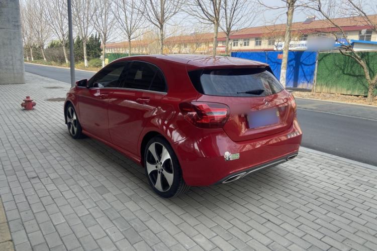 Used Mercedes-Benz A-Class 2017 A 200 Fashion Model Exterior 5