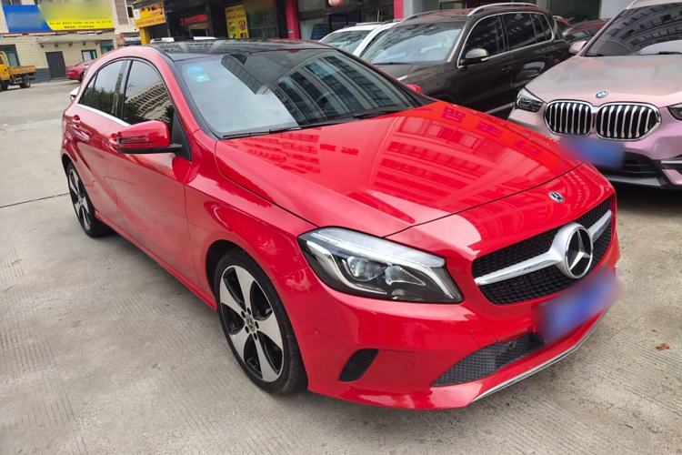 Used Mercedes-Benz A-Class 2017 Revised Version A 200 Fashion Edition Front Right 45 Deg