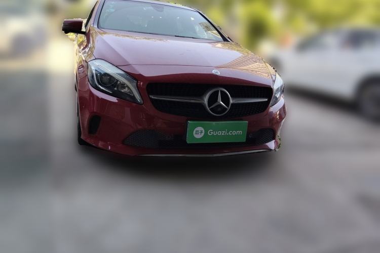 Used Mercedes-Benz A-Class 2017 A 200 Fashion Model Front Right 45 Deg