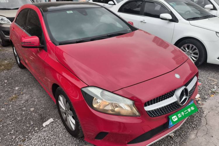 Used Mercedes-Benz A-Class 2017 A 180 Front Right 45 Deg